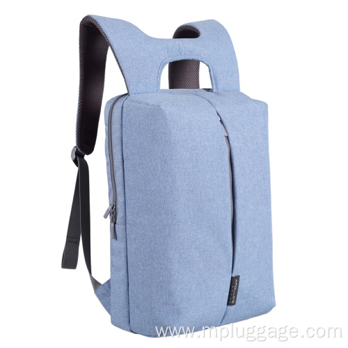 A simple And Casual Backpack Full Of Youth